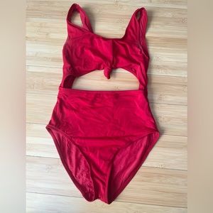 LIKE NEW BETH RICHARDS one piece cutout with knot detail size Small